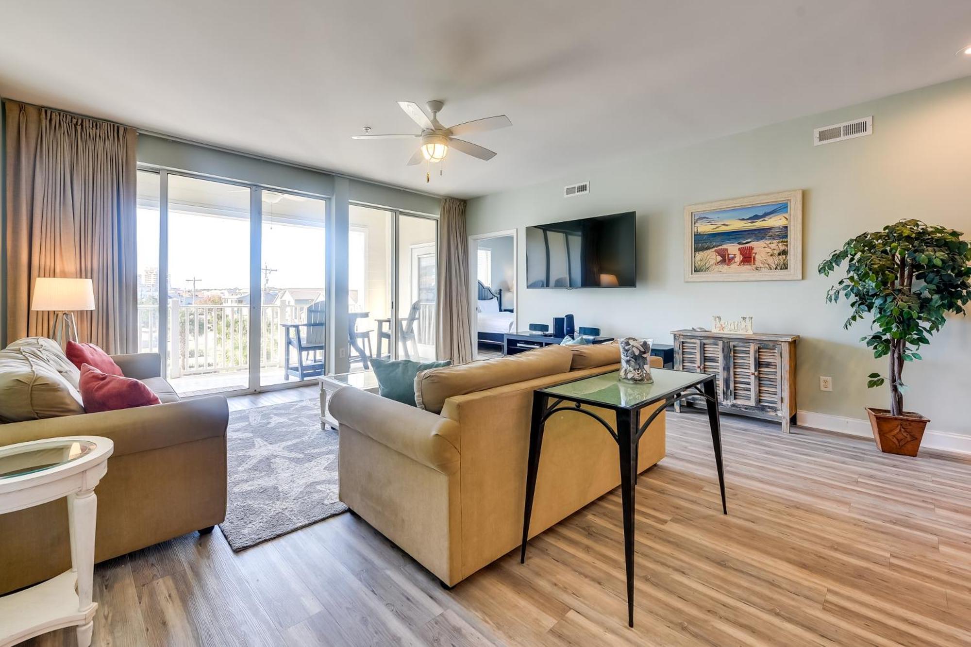 Roomy North Myrtle Beach Condo, Walk To Beach Kültér fotó
